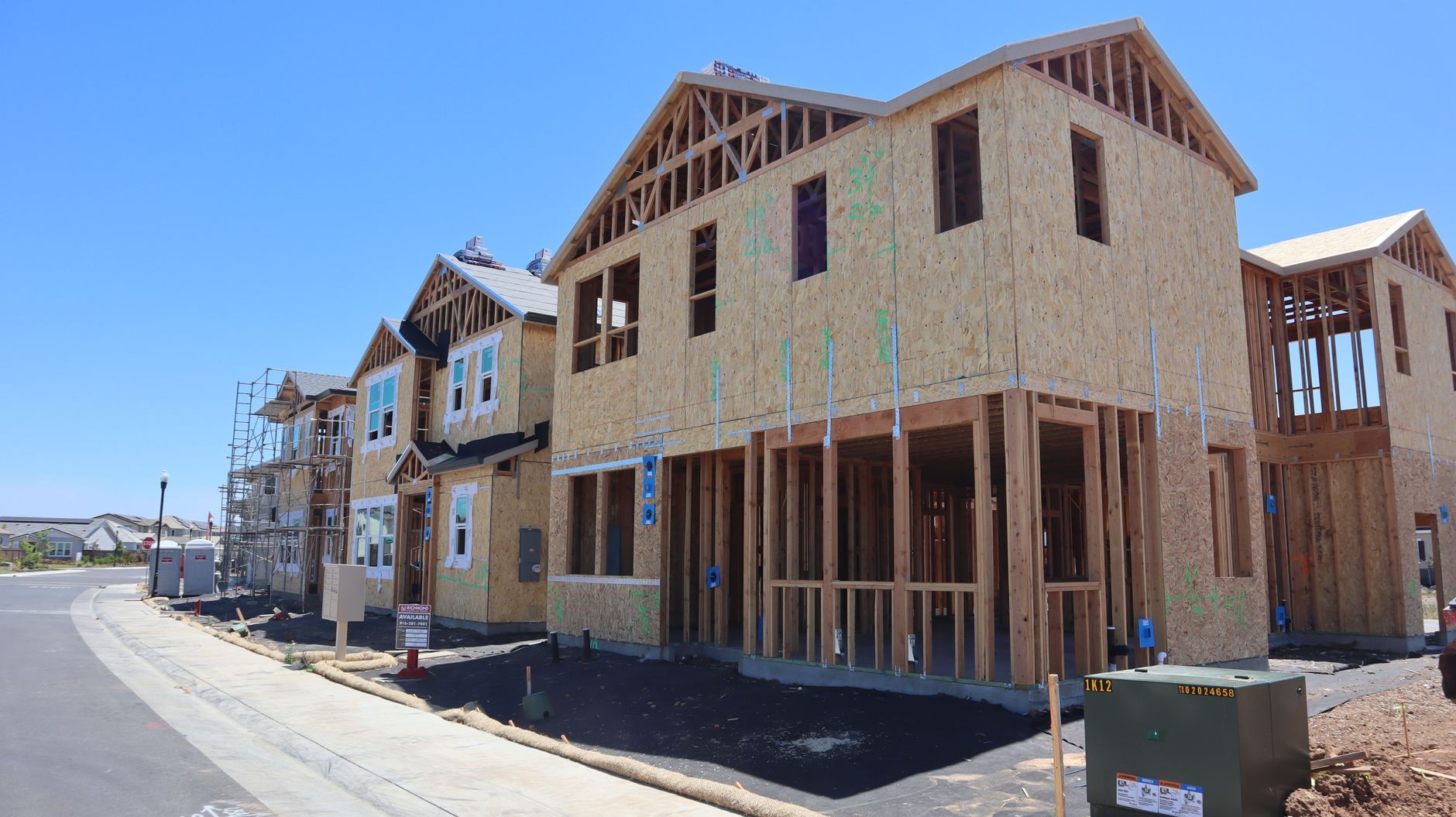 Luxury home price booms: Best cities with proven growth